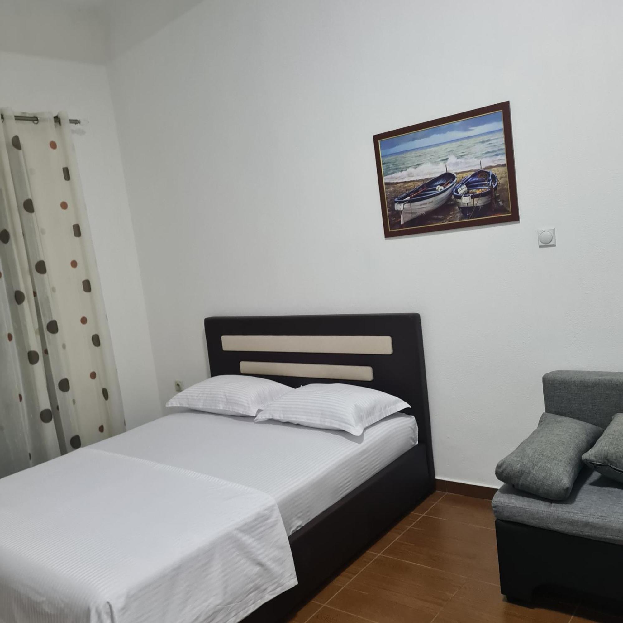 Sunrise Apart-Hotel Ulcinj Rum bild